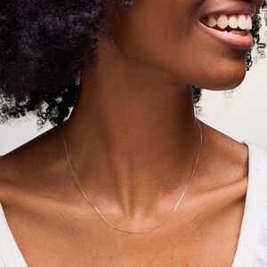 Elegant Gold Necklace